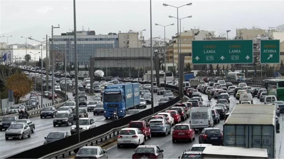 Στο «κόκκινο» η Αθηνών – Λαμίας – Ξεκινά στις 10:00 η στάση εργασίας στο Τραμ